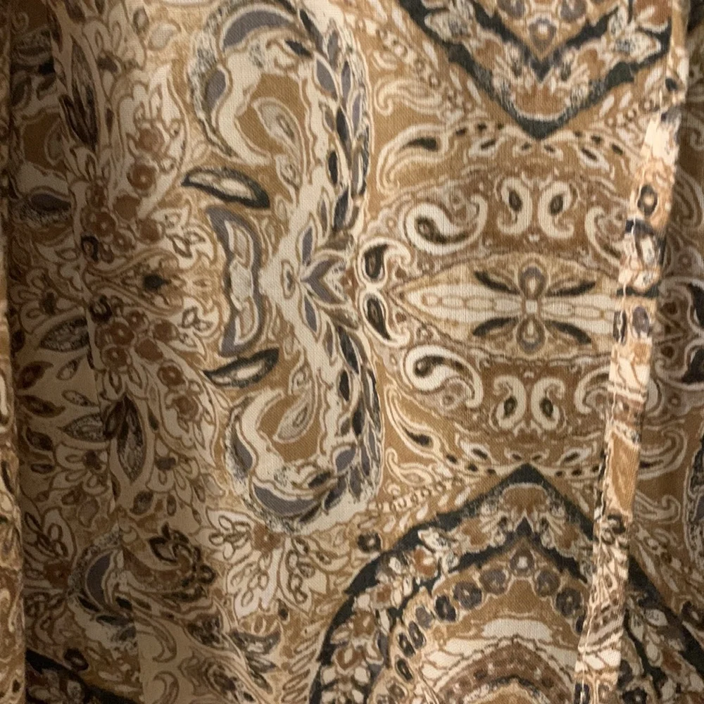 NWT Banana Republic Paisley print top - Picture 3 of 4